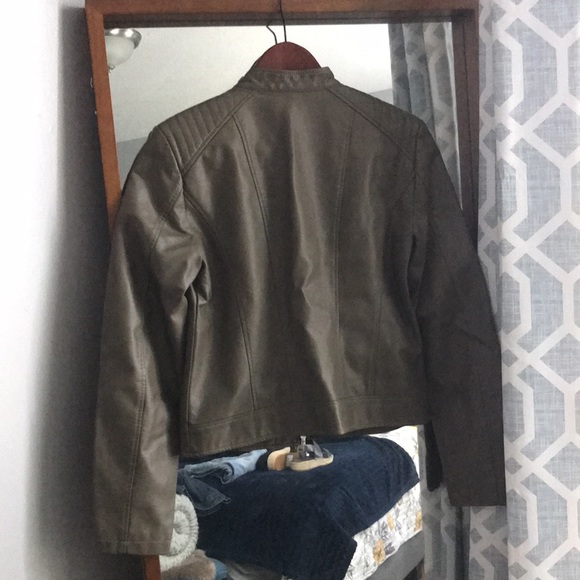 Vero Moda - Picture 3 of 5